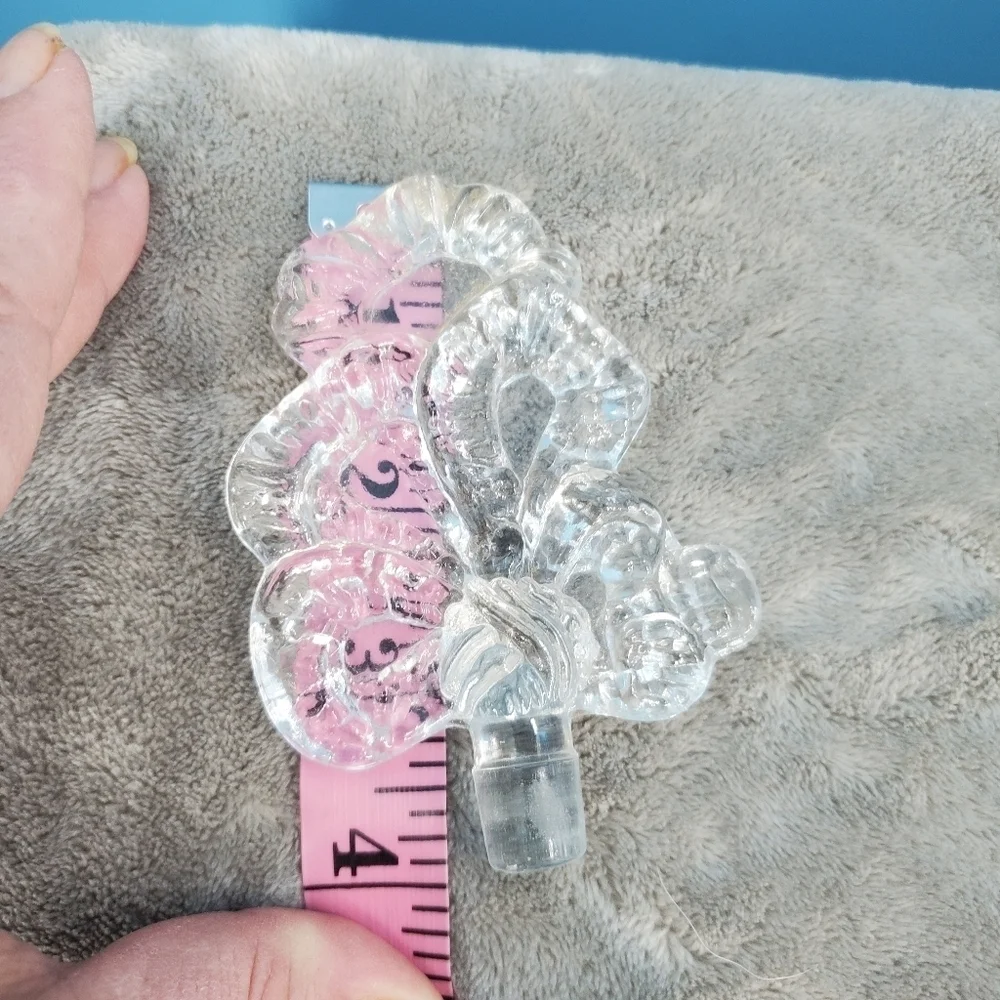 N/A cut glass